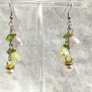 Silver and Color Flowers and White and Gold Pearl